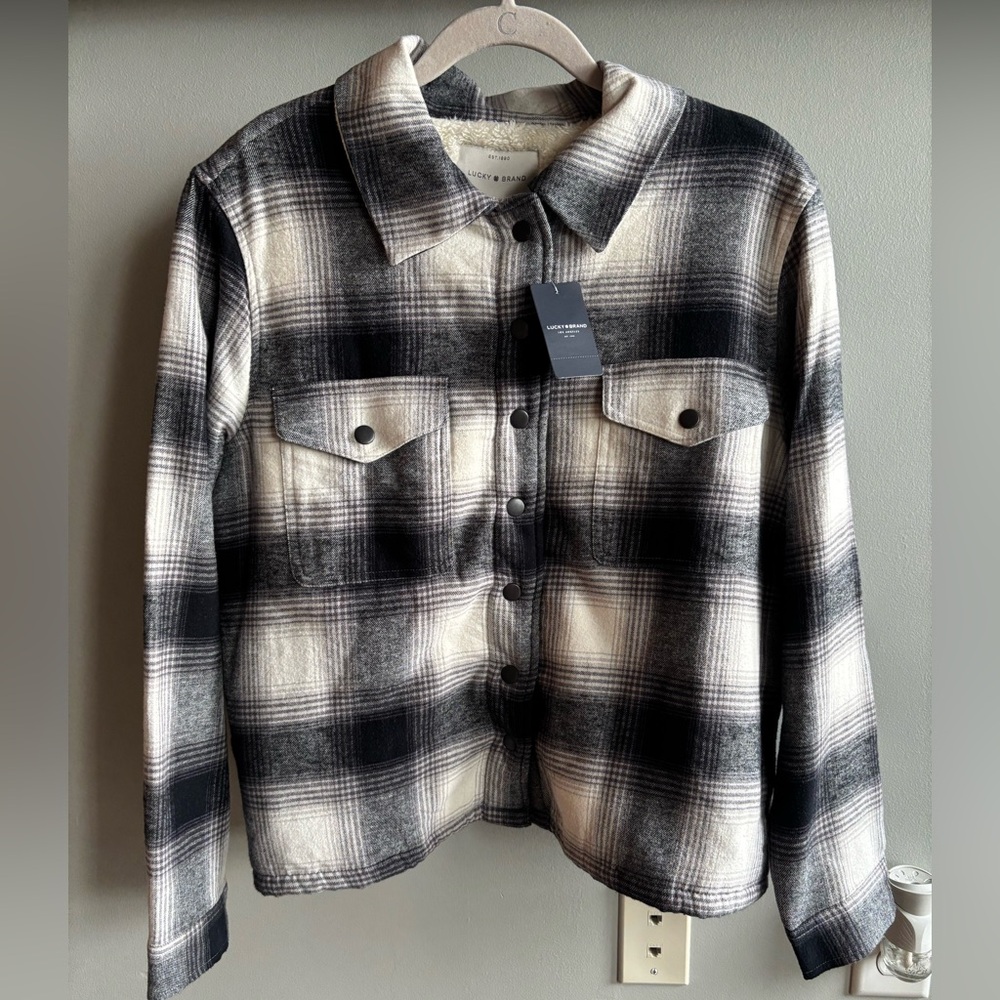 Lucky Brand - Black and White Fleece-Lined Button Up Flannel. NWT